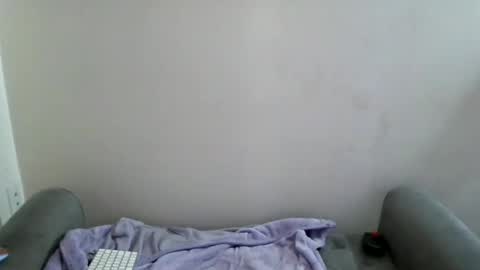 Yasmine pretty online show from 02.05.26