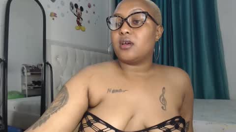 Snapshot of pretty_annah chatting on 02.27.25 Annah online show from 02.27.25