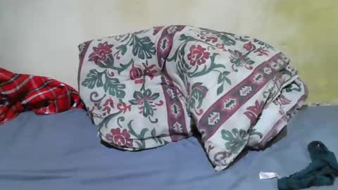 Snapshot of pretty_ass07 chatting on 01.24.25 pretty_ass07 online show from 01.24.25