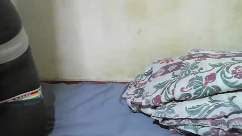 Snapshot of pretty_ass07 chatting on 01.24.25 pretty_ass07 online show from 01.24.25