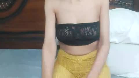 pretty_cat1 online show from 10.14.25