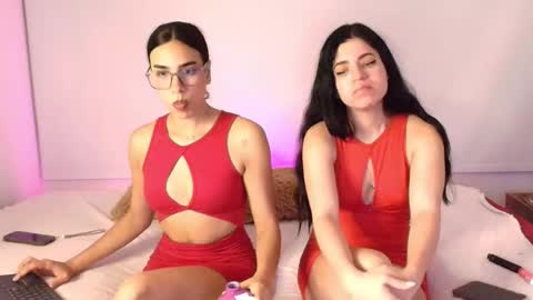Dirty Sis online show from 10.18.25