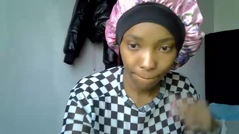 Snapshot of pretty_jazminee chatting on 06.23.26 pretty jazminee online show from 06.23.26