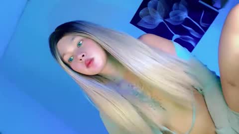 Flor online show from 10.26.25