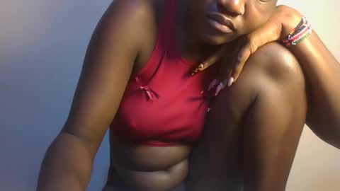 pretty_lucie online show from 04.15.26