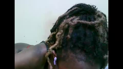 Snapshot of pretty_mellan chatting on 03.07.25 pretty_mellan online show from 03.07.25