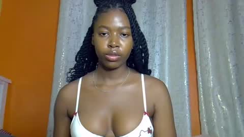 pretty_petite24 online show from 05.26.26