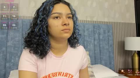 Daisy Flower online show from 03.24.26