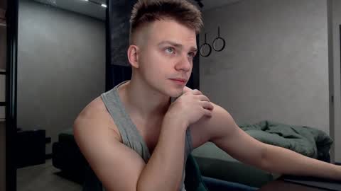 Snapshot of pretty_sweety chatting on 12.05.24 Justin online show from 12.05.24