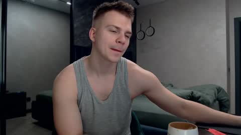 Snapshot of pretty_sweety chatting on 12.06.24 Justin online show from 12.06.24