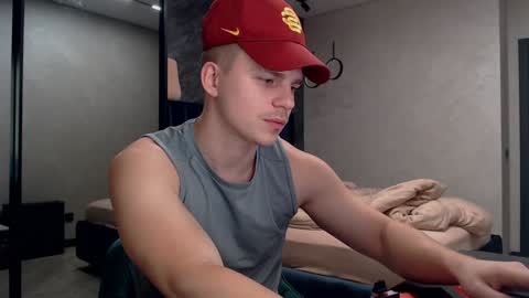 Snapshot of pretty_sweety chatting on 01.06.25 Justin online show from 01.06.25