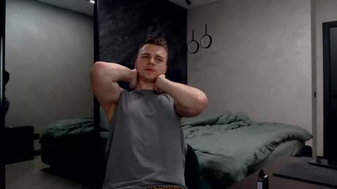 Snapshot of pretty_sweety chatting on 02.14.25 Justin online show from 02.14.25