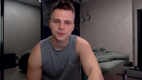 Snapshot of pretty_sweety chatting on 02.24.25 Justin online show from 02.24.25