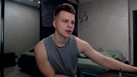 Snapshot of pretty_sweety chatting on 03.02.25 Justin online show from 03.02.25