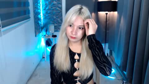 prettyallison_29 online show from 02.10.25