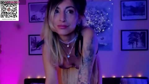 Snapshot of prettyalmaa chatting on 02.07.26 Alma online show from 02.07.26