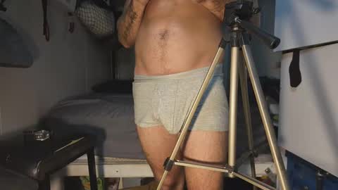 Prettybigcock1 online show from 02.10.25