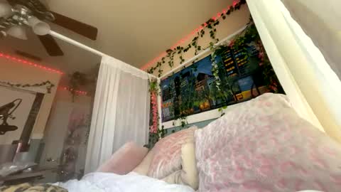 Snapshot of prettyblackgal chatting on 02.21.26 prettyblackgal online show from 02.21.26