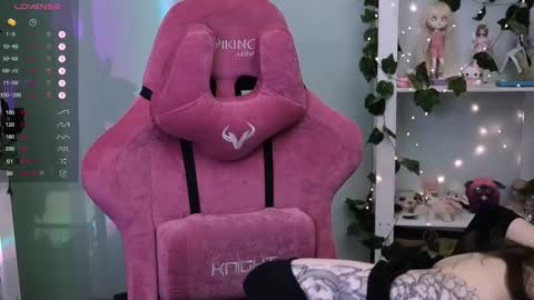 Violet online show from 02.09.26