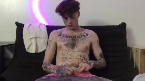 pretty boy online show from 11.19.25