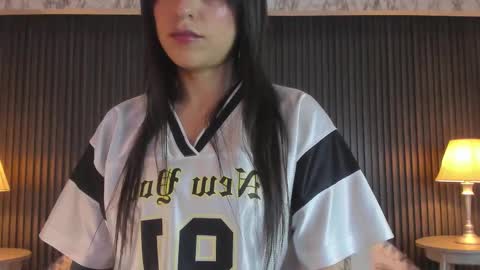 Snapshot of prettybullet chatting on 10.06.25 GTM-5 online show from 10.06.25