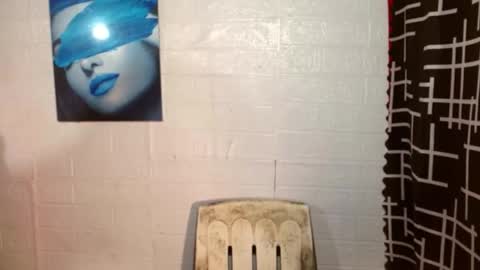 prettydiannara online show from 10.17.25