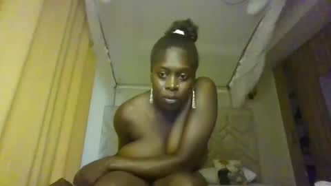 prettydulce online show from 03.10.26