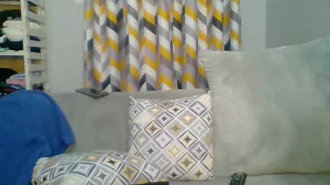 PrettyEla online show from 10.19.25