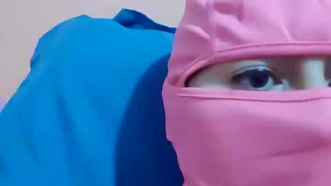 Snapshot of prettyfeet123 chatting on 12.22.25 PrettyFeet online show from 12.22.25