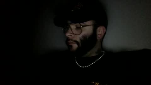 prettyglazed online show from 04.01.26