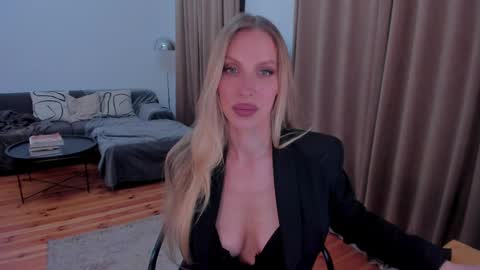 Eva online show from 05.16.26