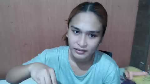 Snapshot of prettykate_04 chatting on 01.21.25 Kate online show from 01.21.25
