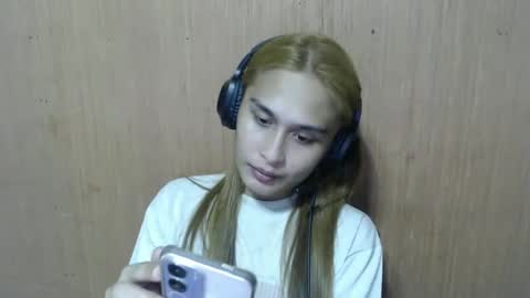 Snapshot of prettykate_04 chatting on 03.03.25 Kate online show from 03.03.25
