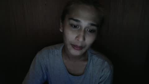 Snapshot of prettykate_04 chatting on 03.12.25 Kate online show from 03.12.25