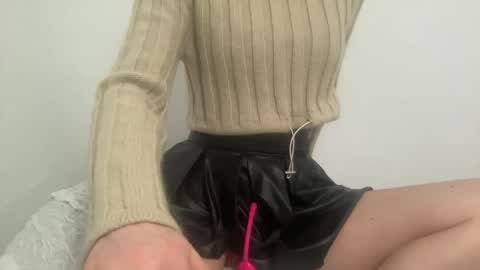 Snapshot of prettykitties_xo chatting on 02.24.25 prettykitties_xo online show from 02.24.25