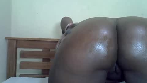 LILIAN online show from 03.22.26