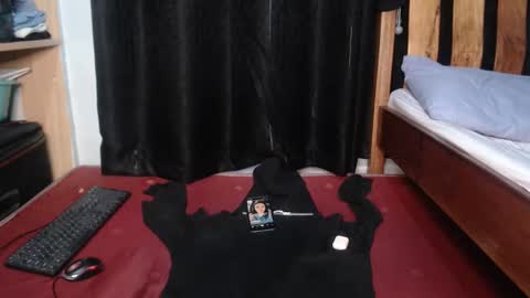 Snapshot of prettyninah chatting on 12.08.24 lovedine online show from 12.08.24