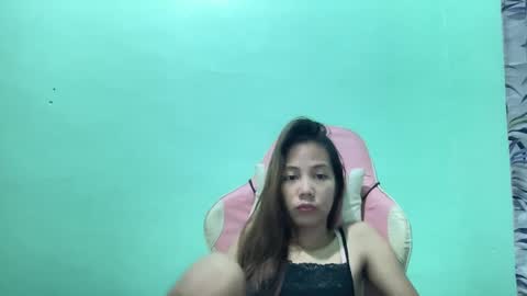 Snapshot of prettyph1 chatting on 12.17.24 LYNDA online show from 12.17.24