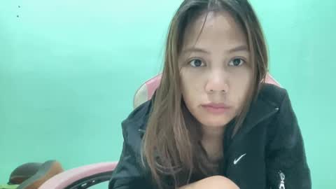 Snapshot of prettyph1 chatting on 12.17.24 LYNDA online show from 12.17.24