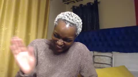 Snapshot of prettyquee chatting on 02.03.26 sasha online show from 02.03.26