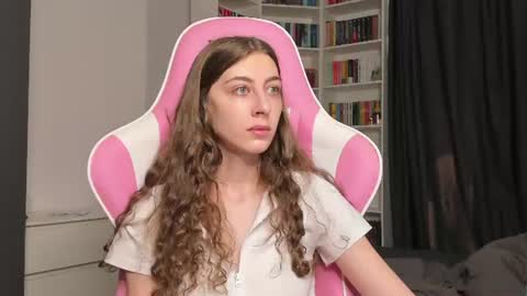 Sophie  next stream will be at Monday  i will wait you guys  online show from 07.18.26