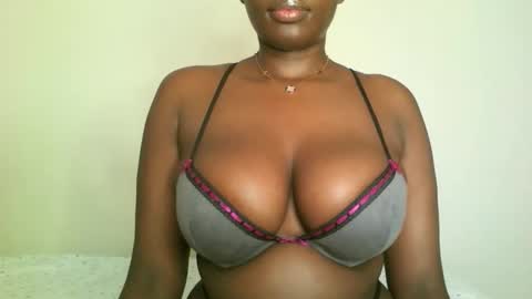 prettyvishy online show from 04.19.26