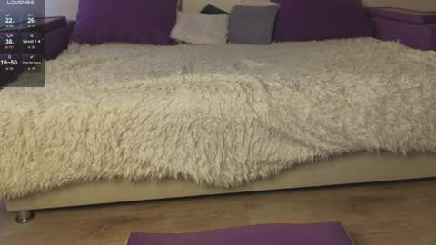 Kitty online show from 04.11.26