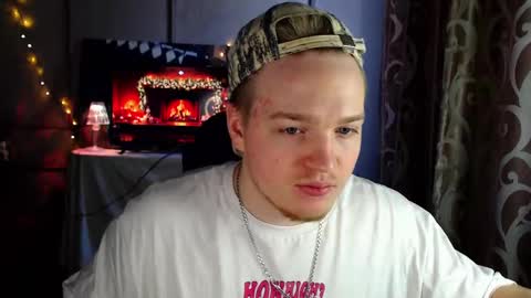 Snapshot of princ4real chatting on 02.22.25 prince online show from 02.22.25