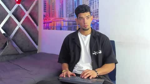 prince_arthur77 online show from 11.30.25