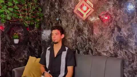 Snapshot of prince_arthur77 chatting on 02.19.26 prince_arthur77 online show from 02.19.26