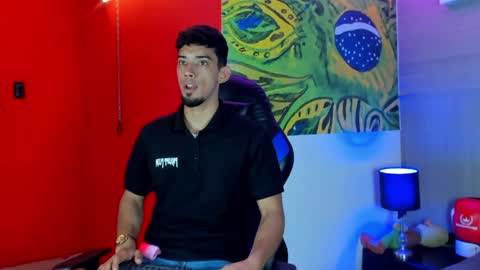 Snapshot of prince_arthur77 chatting on 04.10.26 prince_arthur77 online show from 04.10.26