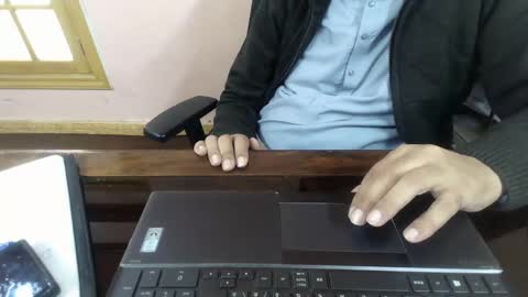 Snapshot of prince_undertaker_834 chatting on 02.19.25 lover online show from 02.19.25
