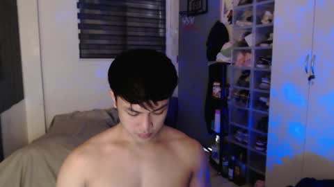 Snapshot of princeadrianx chatting on 05.20.26 Prince Adrian online show from 05.20.26