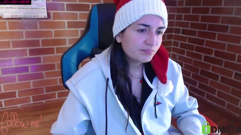 Snapshot of princesa_leia_zathur chatting on 01.04.25 Leia online show from 01.04.25